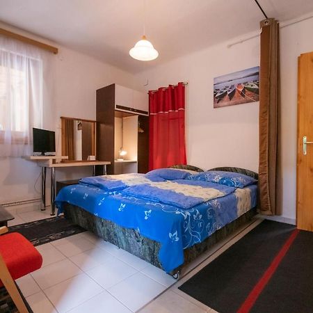 Aranylaz Vendeghaz Apartment Visegrad Bagian luar foto