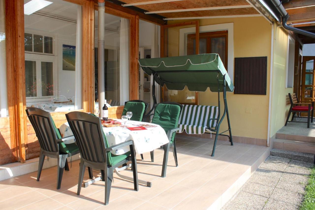 Aranylaz Vendeghaz Apartment Visegrad Bagian luar foto