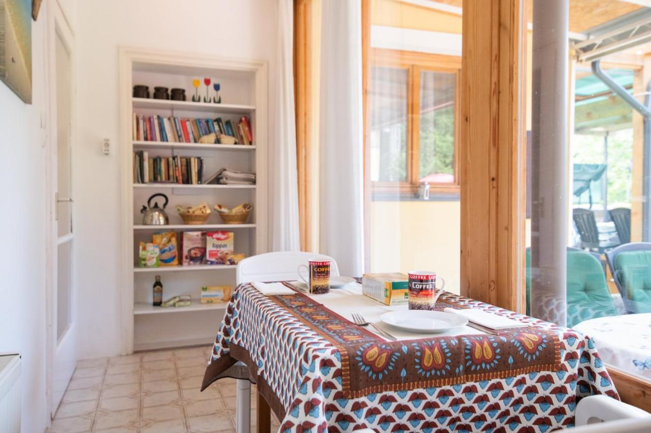 Aranylaz Vendeghaz Apartment Visegrad Bagian luar foto